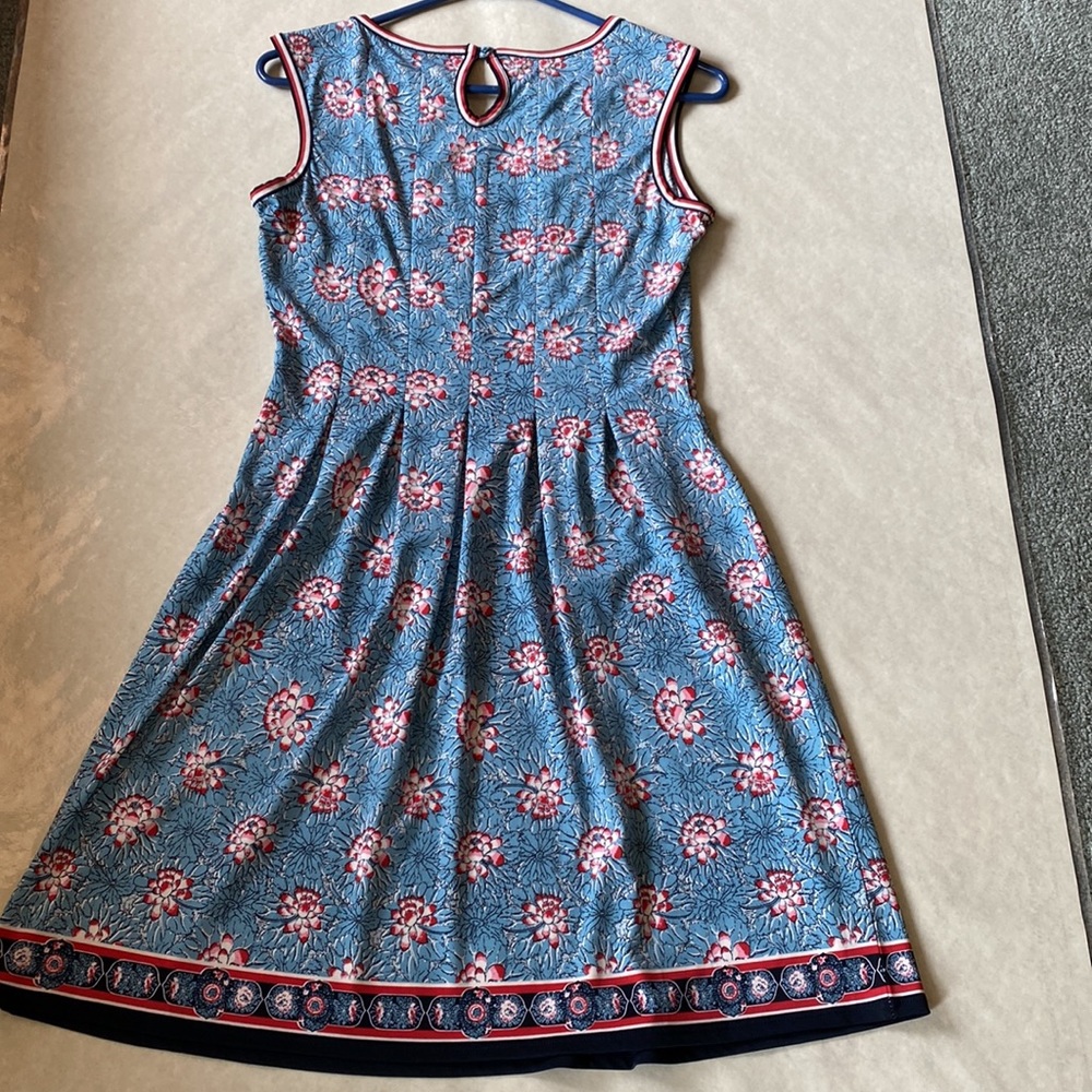 Max Studio Blue w Pink Flowers Dress - Picture 2 of 7